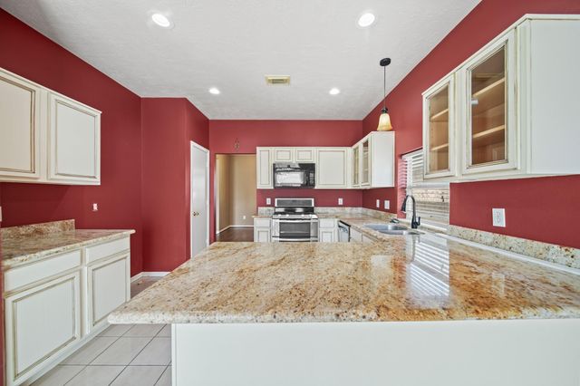 3927 Teal Run Place Court, Fresno, TX 77545