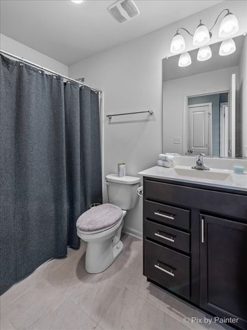 2333 Alumni Drive, Schaumburg, IL 60173