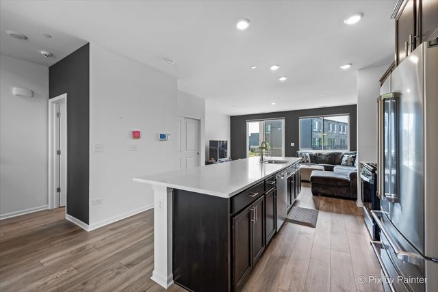 2333 Alumni Drive, Schaumburg, IL 60173