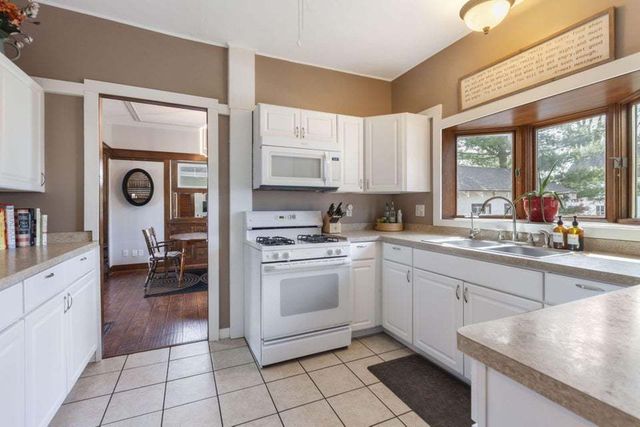 115 Maple Avenue, Walworth, WI 53184