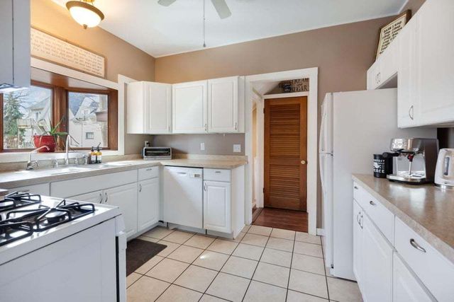 115 Maple Avenue, Walworth, WI 53184