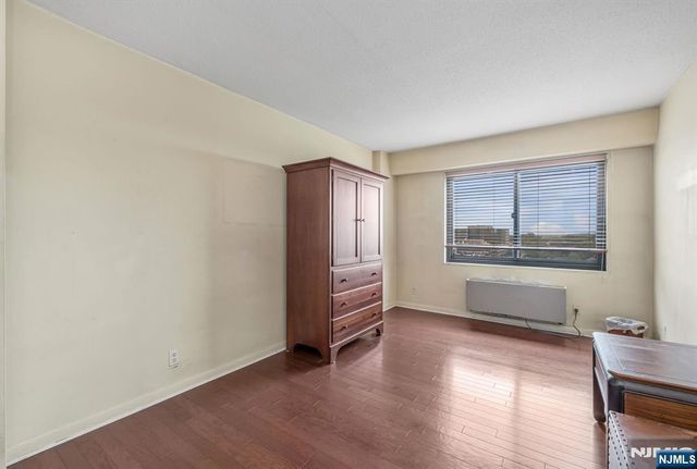 125 Prospect Avenue 16C, Hackensack, NJ 07601