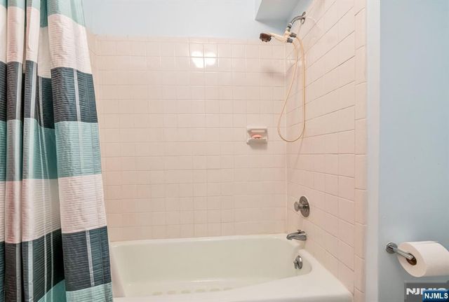 125 Prospect Avenue 16C, Hackensack, NJ 07601