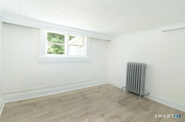 30 Grove Street B, Branford, CT 06405