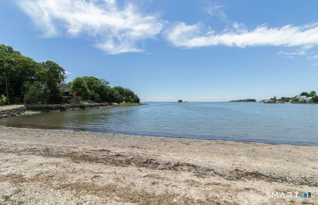 30 Grove Street B, Branford, CT 06405