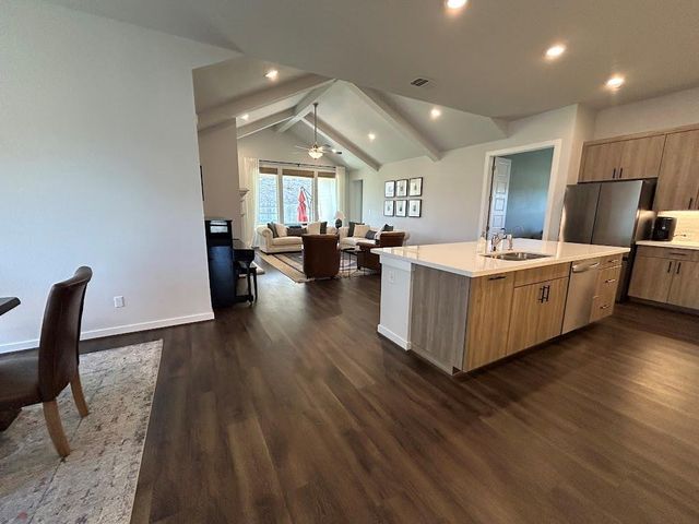 276 Washington DR, Kyle, TX 78640