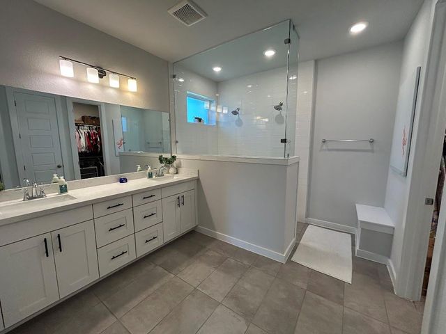 276 Washington DR, Kyle, TX 78640