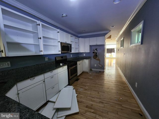 2036 E FAYETTE ST, Baltimore, MD 21231