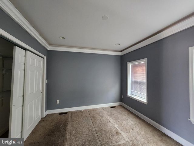 2036 E FAYETTE ST, Baltimore, MD 21231