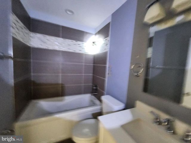 2036 E FAYETTE ST, Baltimore, MD 21231