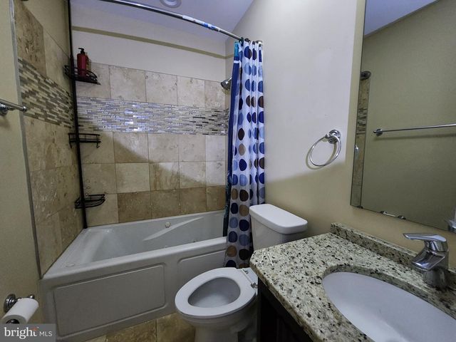 2036 E FAYETTE ST, Baltimore, MD 21231