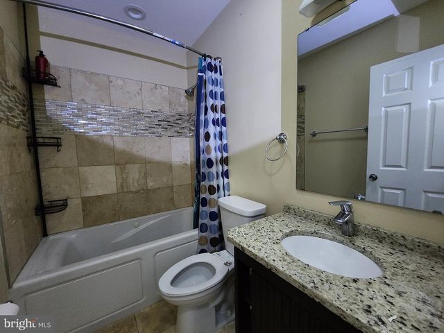 2036 E FAYETTE ST, Baltimore, MD 21231