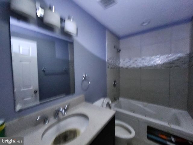 2036 E FAYETTE ST, Baltimore, MD 21231