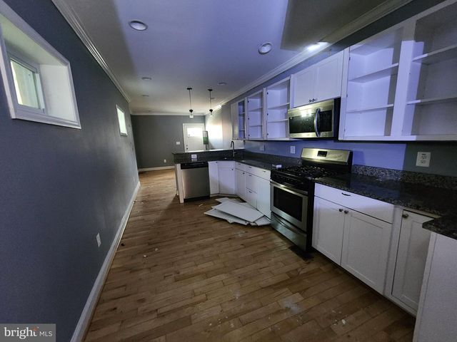 2036 E FAYETTE ST, Baltimore, MD 21231