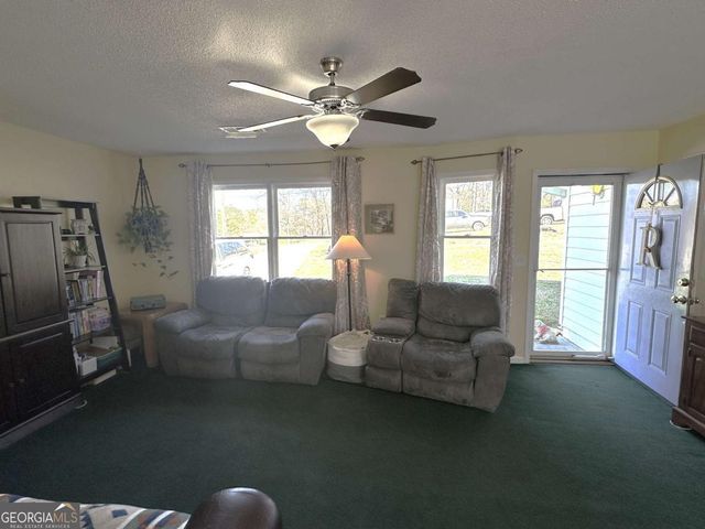 57 Jennifer Lane NE, Rydal, GA 30171