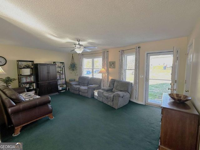 57 Jennifer Lane NE, Rydal, GA 30171