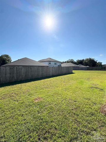 6311 Burrow Ln, Pensacola, FL 32526