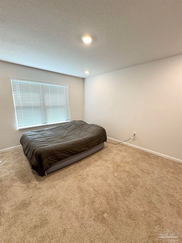 6311 Burrow Ln, Pensacola, FL 32526