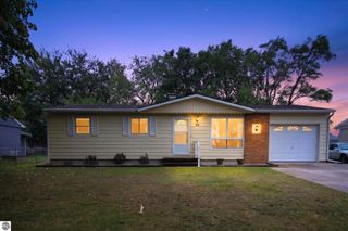 143 W Marshall Street, Alma, MI 48801