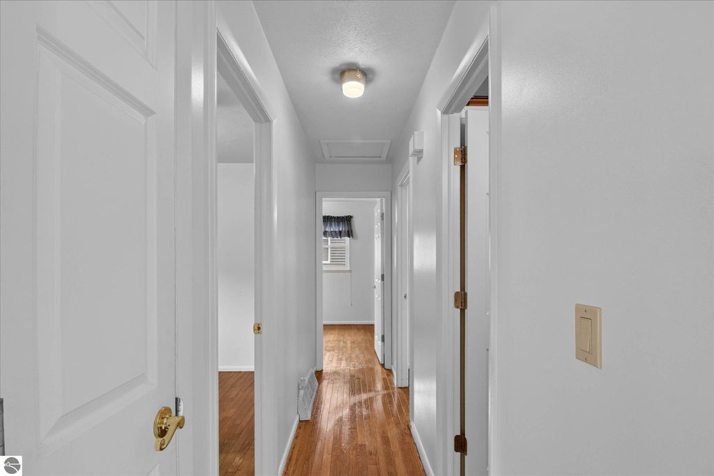 Image 17 of property listing at 143 W Marshall Street, Alma, MI 48801