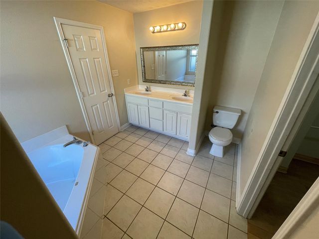 4710 Comal River Loop, Spring, TX 77386