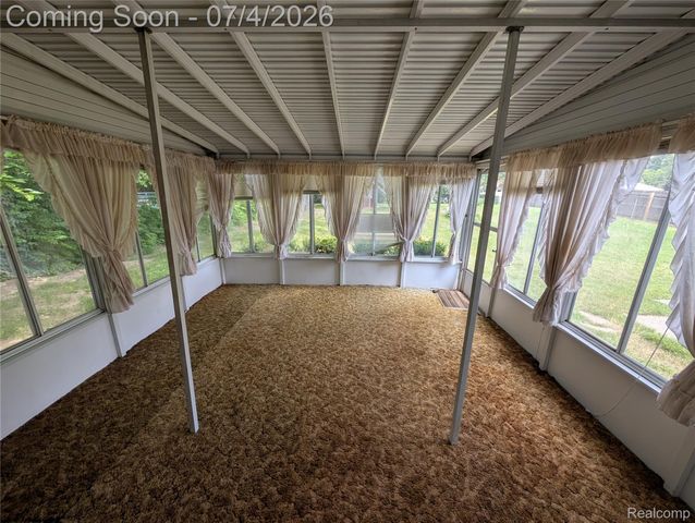 1444 Knollridge Lane, Flint Charter Township, MI 48507