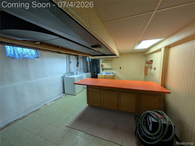 1444 Knollridge Lane, Flint Charter Township, MI 48507