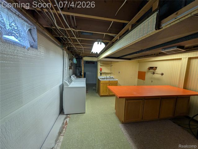 1444 Knollridge Lane, Flint Charter Township, MI 48507