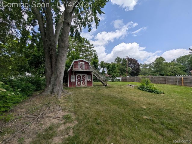 1444 Knollridge Lane, Flint Charter Township, MI 48507