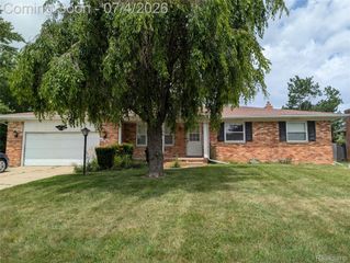 1444 Knollridge Lane, Flint Charter Township, MI 48507