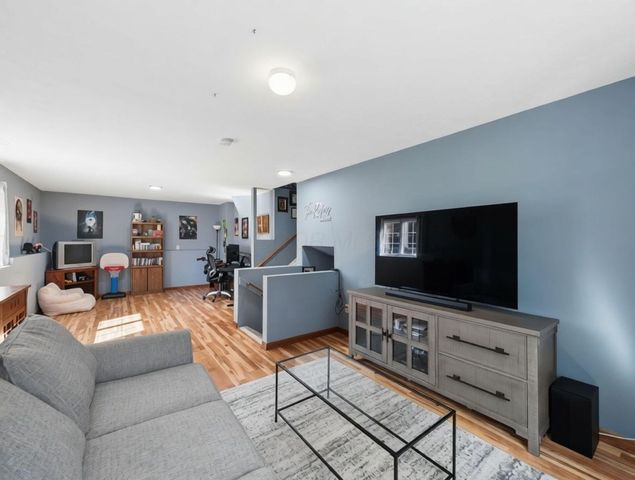 5771 Walterway Drive, Hilliard, OH 43026