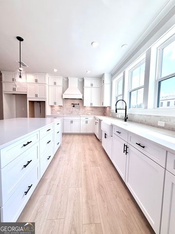 111 Bridgecrest Road, Roswell, GA 30075