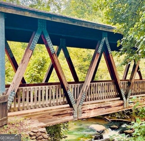 111 Bridgecrest Road, Roswell, GA 30075