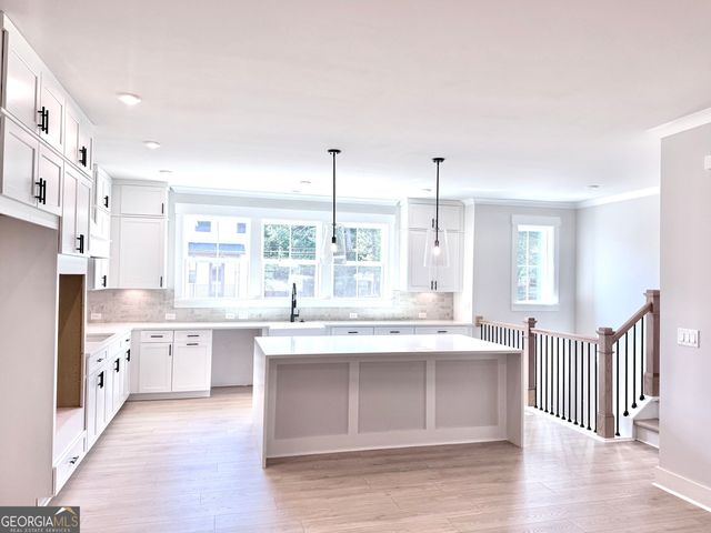 111 Bridgecrest Road, Roswell, GA 30075