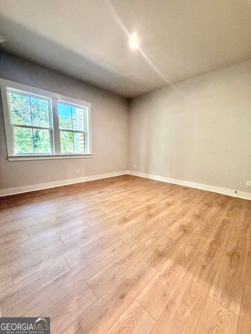 111 Bridgecrest Road, Roswell, GA 30075