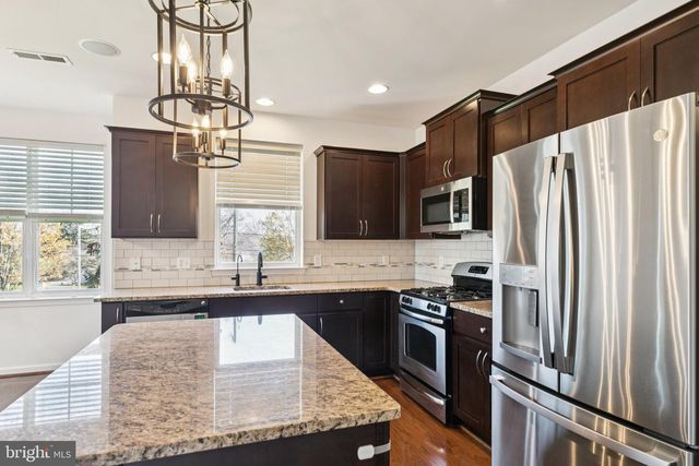 103 BRADBURY DR, Norristown, PA 19401