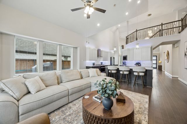 511 Grand Oak Drive, Fate, TX 75189
