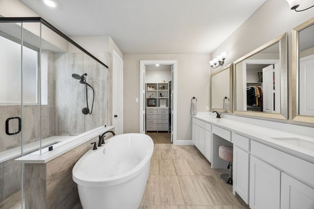 511 Grand Oak Drive, Fate, TX 75189