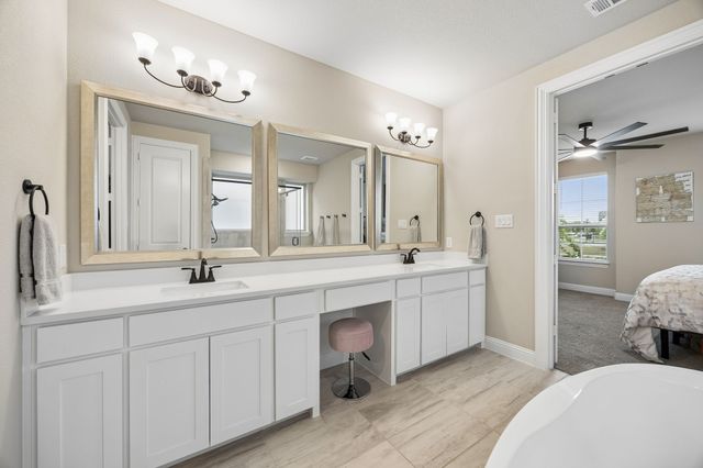 511 Grand Oak Drive, Fate, TX 75189