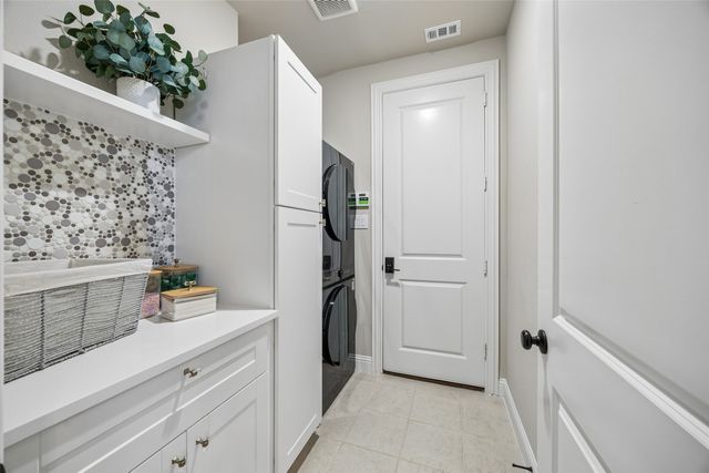 511 Grand Oak Drive, Fate, TX 75189