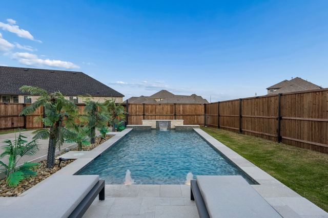 511 Grand Oak Drive, Fate, TX 75189