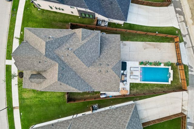511 Grand Oak Drive, Fate, TX 75189