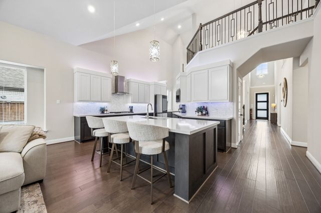 511 Grand Oak Drive, Fate, TX 75189
