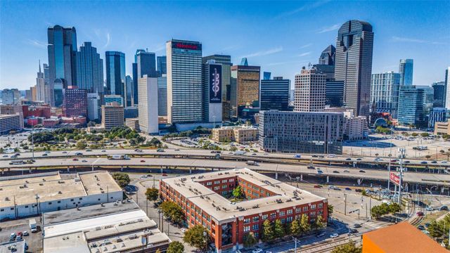 2502 Live Oak Street 322, Dallas, TX 75204