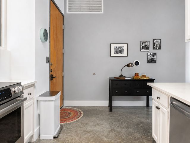 2502 Live Oak Street 322, Dallas, TX 75204