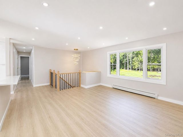 13 Moss Lane, Monticello, NY 12701