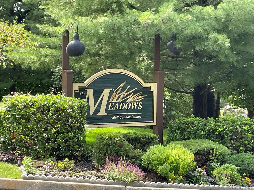 660 E Crooked Hill Road, Pearl River, NY 10965 — exterior