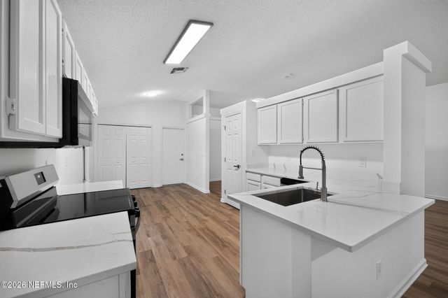 8233 VELVET SPRINGS Lane, Jacksonville, FL 32244