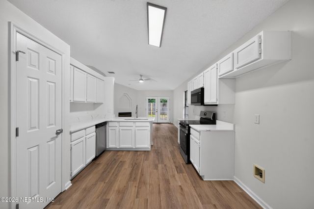 8233 VELVET SPRINGS Lane, Jacksonville, FL 32244