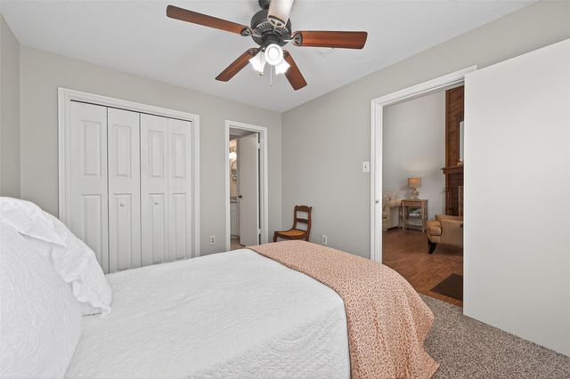 113 Normal Park Drive B, Huntsville, TX 77320
